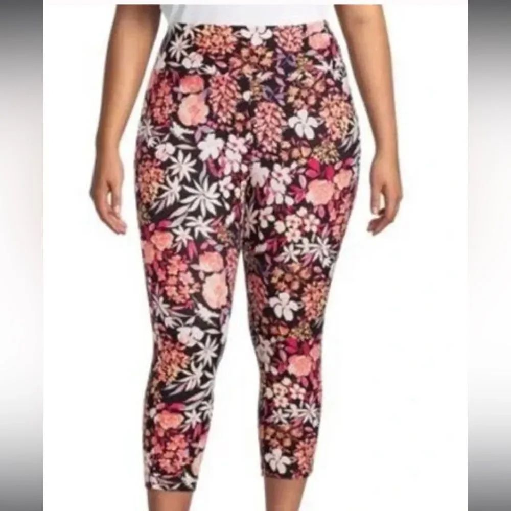 Women’s Plus Size Buttery Soft Capri Leggings 1X  NWT